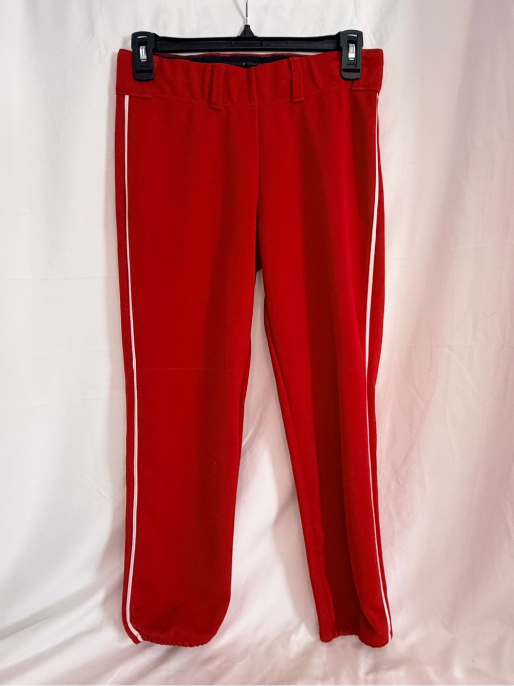 Gluv softball pants Red w/white Piping- size Medium